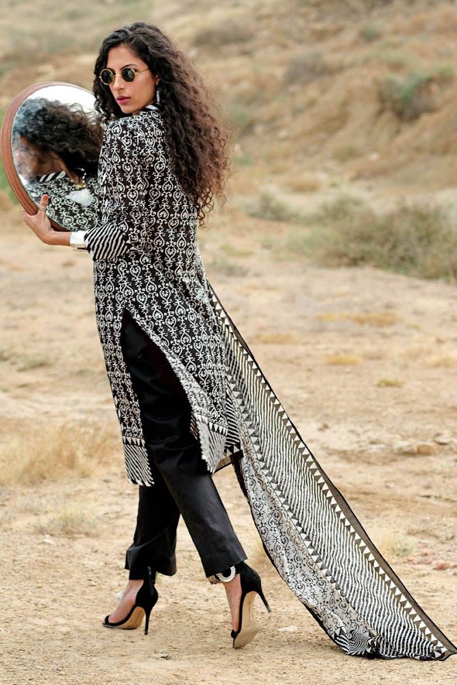 Gul Ahmed Lawn 2 PC suit Unstitched